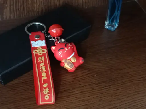 Red Maneki Neko Keychain | Fortune Cat with Stylish Wrist Strap